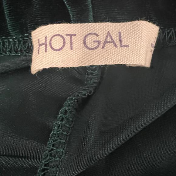 Hot Gal Women's Size S Velvet Emerald Green Wide Leg Elastic Waist Gaucho Pant - Picture 8 of 9